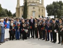 В Баку торжественно отметили 72-ю годовщину Дня Победы