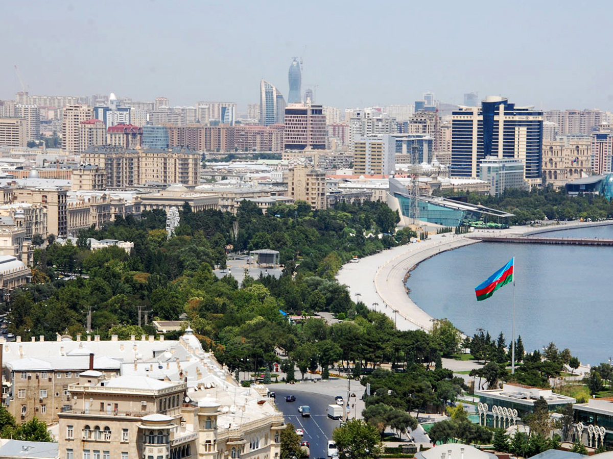 Россия азербайджан баку. Баку столица. Азейбарджан Баку. Азейбарджан столица. Baki-Баку,столица Азербайджана.