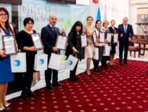 В Российском информационно-культурном центре в Баку чествовали учителей