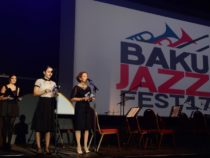 Выступление французского аккордеониста восхитило бакинскую публику