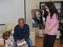В Баку прошла встреча с писателем Натигом Расулзаде
