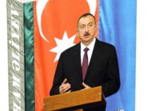 Президент Ильхам Алиев: Азербайджан играет роль культурного и политического моста между Европой и мусульманским миром