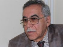 Скончался известный азербайджанский писатель и журналист Агшин Бабаев